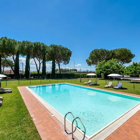Apartment Guesthost - Il Casale Dei Gelsi - 7 With Pool & Garden San Martino In Campo