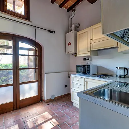 Apartment Guesthost - Il Casale Dei Gelsi - 7 With Pool & Garden San Martino In Campo