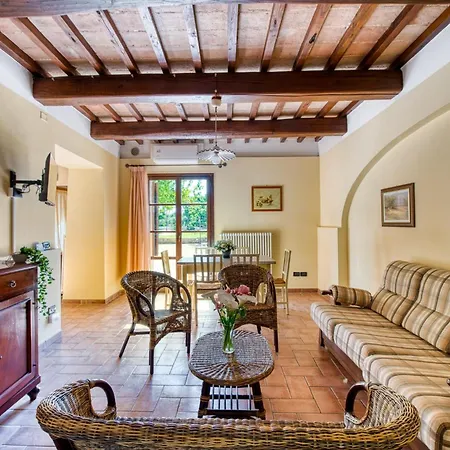 Guesthost - Il Casale Dei Gelsi - 7 With Pool & Garden * San Martino In Campo