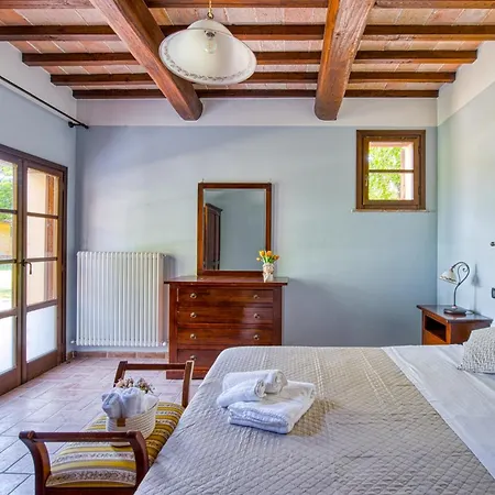 Guesthost - Il Casale Dei Gelsi - 7 With Pool & Garden