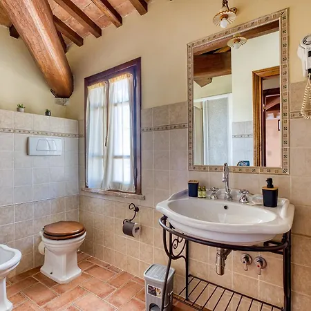 Guesthost - Il Casale Dei Gelsi - 7 With Pool & Garden * San Martino In Campo