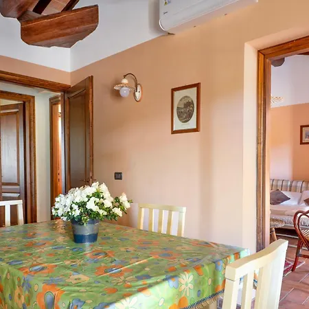 Apartment Guesthost - Il Casale Dei Gelsi - 7 With Pool & Garden San Martino In Campo