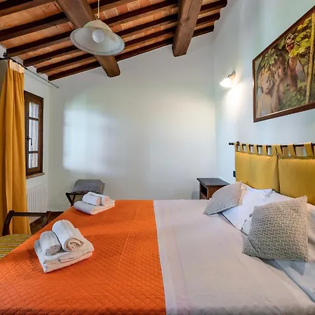 Guesthost - Il Casale Dei Gelsi - 7 With Pool & Garden